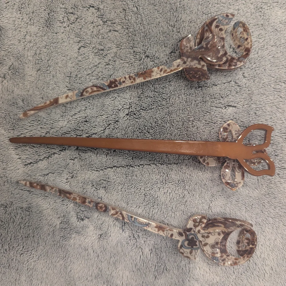 Vintage Art Deco Celluloid Rhinestone Floral Hair Sticks Set - Picture 2 of 6